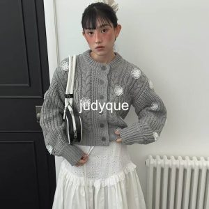 好溫柔的立體花朵針織外套